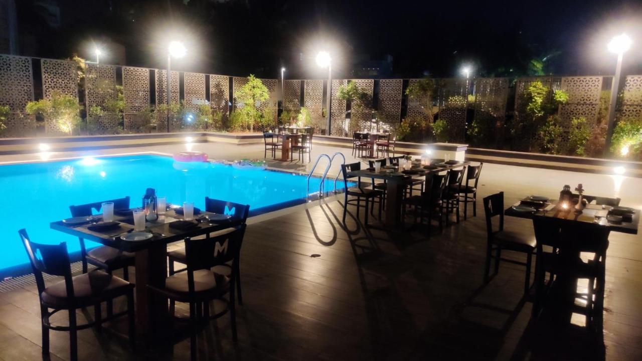 Manjeera Sarovar Premiere Hotel Rajahmundry Exterior photo